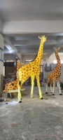 Nouveau Animal Pop Art Sculpture Aire De Jeux Extérieure Jardin Décoration En Fiber De Verre Peint Girafe Statue Artisanat Artificiel À Vendre