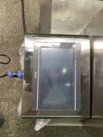 Machine d'emballage sous vide verticale grande capacité avec pesage et remplissage automatiques pour fruits de mer cuits, crevettes, viande et aliments préparés