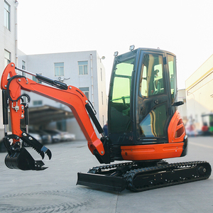 Mini-excavatrice sur chenilles avec accessoires complets pour jardin, équipée d'un moteur de haute qualité et d'un broyeur - Product Image 4