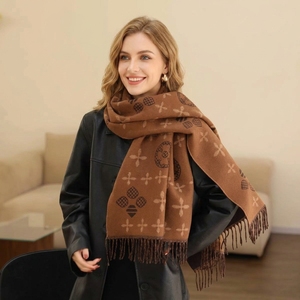 Poncho Cape Classique à Carreaux Personnalisé, Écharpe et Couverture <span class=keywords><strong>de</strong></span> Luxe à Col Ouvert avec Étiquette Privée, Design Minimaliste Tissé – Direct Usine - Product Image 4