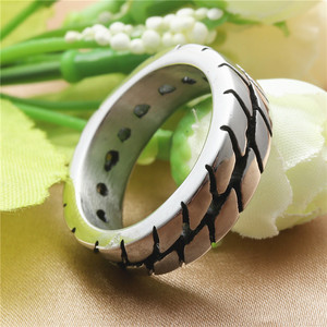 <b>Titanium</b> Steel Tire Pattern <b>Ring</b> Retro Silver Unisex Fashion Jewelry Gift - Product Image 2