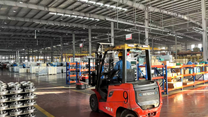 Roulotte da Viaggio, Camper Fuoristrada 4x4, Motorhome, Piccola Caravan in Vetroresina con Zanzariere - Product Image 5