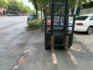 Mini chariot élévateur diesel Toyota d'occasion de haute qualité FD25 capacité de 2.5 tonnes noyau de boîte de vitesses d'origine marque célèbre du Japon - Product Image 5