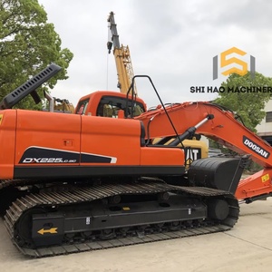 Excavatrice sur chenilles d'occasion DOOSAN DX225LC-9C de 22 tonnes, à prix abordable, en état quasi neuf, idéale pour les grands projets de construction - Product Image 1