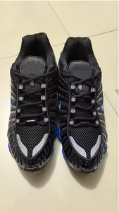 Venta al por Mayor de Zapatos Deportivos Unisex con Amortiguación de Aire SHOX TL3, Zapatillas Bajas Totalmente Negras, Primavera/Invierno, Alta Absorción de Impactos - Product Image 5