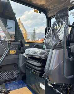 Excavadora de cadenas Hyundai HX80 más vendida con motor Yanmar, alta eficiencia, buen estado, en venta - Product Image 3