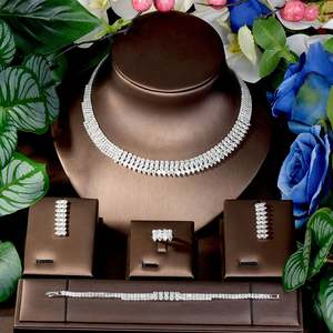 Ensemble de bijoux design de luxe Glamour Sense Collier et boucles d'oreilles en zircon cubique pour femmes S-55 de fête de mariage - Product Image 2