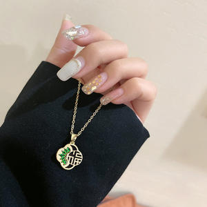 Collar con letras de burbujas, collar cubano magnético sin deslustre, chapado en oro de 18 quilates, venta al por mayor, collares de moda de acero inoxidable, Clips sexys - Product Image 4