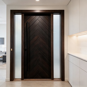Porte d'entrée en teck massif de luxe, porte pivotante extérieure moderne à chevrons avec vitre latérale dépolie pour villa de luxe - Product Image 4