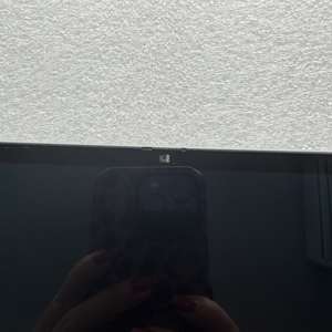 P29352-001 pour <span class=keywords><strong>HP</strong></span> ZBook Ultra G1a Station de travail <span class=keywords><strong>mobile</strong></span> 14 pouces Écran tactile OLED 2.8K Charnière argentée - Product Image 2
