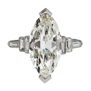 Anello con Diamante Taglio Marquise Placcato in Platino e Rodio con Pietre Laterali a Baguette, Colore D Naturale, Anello di Fidanzamento da Donna Q477 - Product Image 5