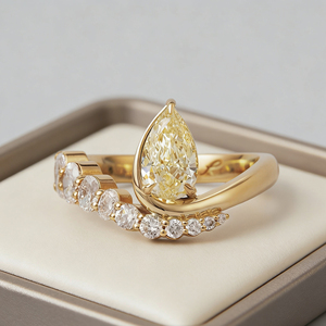 Anillo de compromiso y moda de plata personalizado con oro macizo de 10K/14K/18K, con circonitas cultivadas en laboratorio CVD de calidad IGI VVS-VS, corte brillante, estilo clásico y diseño en racimo. - Product Image 3