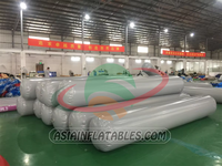 Bouée gonflable commerciale à vendre tuyaux flottants sur les installations gonflables d'amusement de l'eau de bouée de parc aquatique de mer