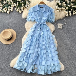 Vente directe fabricant : Nouvelle robe élégante en dentelle à manches courtes, coupe trapèze, respirante, style décontracté français, avec ceinture à nouer pour femme - Product Image 2