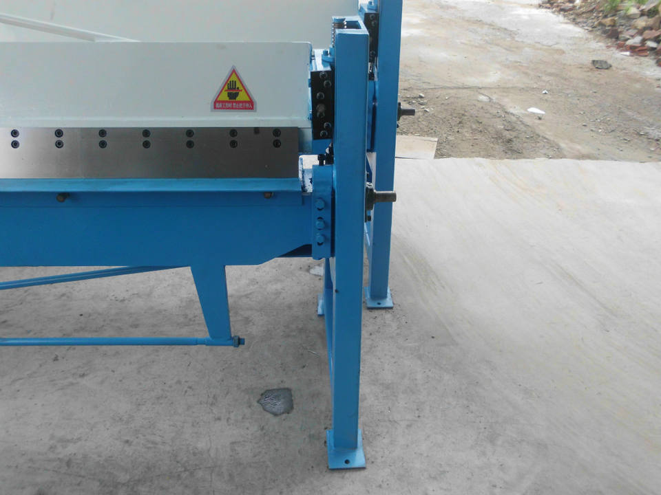 Pressure Folder Duct Folder Galvanized Sheet Metal Hand Bending Folding Machine ...