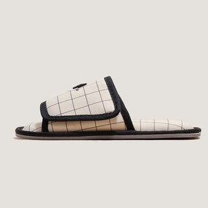 Nuovo stile all'ingrosso cotone a scacchi Panda in cotone a punta aperta <span class=keywords><strong>pantofole</strong></span> per le donne e gli uomini - Product Image 4