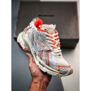 Baskets décontractées noires de haute qualité pour hommes, respirantes, rehaussantes, style européen-américain de luxe, chaussures de course d'été - Product Image 1