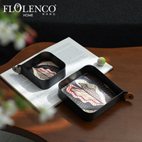 Plateau de service décoratif en bois Flolenco avec surface imprimée d'art abstrait rectangulaire, poignée en cuir et branche métallique, plateau de rangement