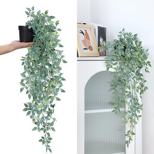 Huaien <span class=keywords><strong>Fleur</strong></span> de Datura Artificielle Suspendue et Vigne d'Eucalyptus Vert Décoration de la Maison pour la Fête des Mères et la Saint-Valentin - Product Image 2