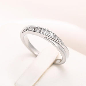 Anello Q759 Placcato in Oro Rosa con Diamante, Fede Nuziale da Donna con Diamante Naturale Taglio Brillante Rotondo Colore G, Gioiello con Fascia di Diamanti - Product Image 2