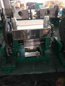 Sugarcane <b>Extractor</b> Engine Motor Core Components Juicer Sugar Cane <b>Juice</b> Crusher Machine 304 Stainless Steel 0.35kW 220/380V - Product Image 5