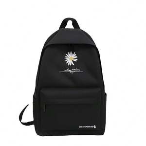 Mochila escolar femenina de terciopelo con logo personalizado de diseñador coreano, ideal para estudiantes universitarias. - Product Image 1