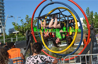 Manège de parc d'attractions en fibre de verre et acier, modèle de gyroscope humain, boule spatiale pour intérieur et extérieur, 12 mois