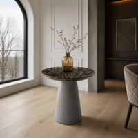 Table console moderne en marbre artificiel avec base sculpturale finition ciment, personnalisable pour salons et hôtels
