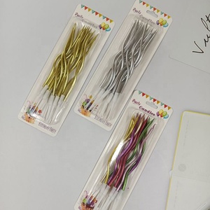 Vela <span class=keywords><strong>de</strong></span> cumpleaños creativa para hornear, vela curva colorida para pastel <span class=keywords><strong>de</strong></span> cumpleaños, venta al por mayor - Product Image 3