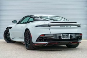 Kit Carrozzeria in Fibra di Carbonio Stile 770 di Alta Qualità per <span class=keywords><strong>Aston</strong></span> Martin <span class=keywords><strong>DBS</strong></span> - Labbro Anteriore/Diffusore Posteriore/Alette Laterali/Spoiler (Adattamento Perfetto) - Product Image 6