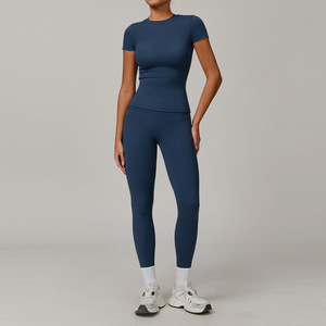 Set Maglietta e Pantaloncini Rosa Baby Non Trasparente da Donna per Corsa, Senza Imbottiture, Vestibilità <span class=keywords><strong>Slim</strong></span>, Alta Qualità, Abbigliamento Sportivo per Palestra e Fitness - Product Image 5