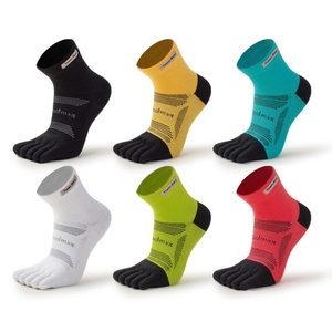 2025 automne haute qualité coton Spandex séchage rapide Sport bonneterie noir blanc rouge cheville longueur course hommes personnalisé cinq orteils chaussettes - Product Image 1