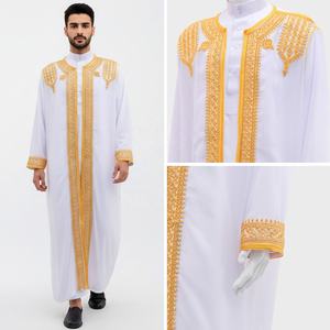 ثوب عربي إسلامي سعودي قطري الأكثر مبيعًا لعام <span class=keywords><strong>2026</strong></span>، جبة مطرزة بالذهب بأكمام طويلة وتصميم طويل للرجال M133 - Product Image 2