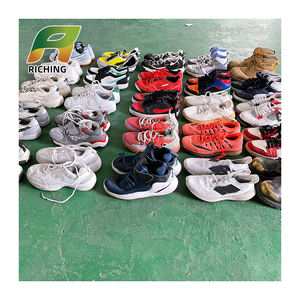 Proveedores de zapatos Clase a Pacas Erkekler Kid Zapatillas de baloncesto de goma surtidas Zapatos usados Stock - Product Image 2