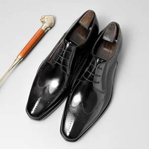 Chaussures habillées de luxe pour hommes, nouvelle collection, tendance, en cuir véritable, chaussures de bureau de haute qualité pour hommes - Product Image 5
