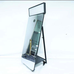 Cabine Photo Multifonctionnelle Circulaire de 70 Pouces avec Thèmes, Trépied, Housse, Téléphone Rond, Miroir Magique Vocal - Product Image 1