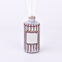 Logo personnalisé récipient en céramique diffuseur de roseau bouteille arôme bouteille en céramique pour parfum d'intérieur