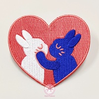 Support thermoscellé Patch de broderie de conception de motif individualisé Crochet et boucle à repasser à coudre Écologique