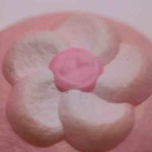 Jouet anti-stress Sakura Pastry Ball avec logo PU personnalisable, design visuellement attrayant - Product Image 4