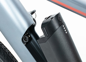 จักรยานไฟฟ้าสำหรับเมือง ล้อใหญ่ 7 สปีด จอ LCD เซ็นเซอร์ความเร็ว แบตเตอรี่ซ่อน น้ำหนักเบา 22 กก. ระบบช่วยปั่นอัจฉริยะ สำหรับใช้งานกลางแจ้ง สินค้าในสต็อก <span class=keywords><strong>EU</strong></span> - Product Image 6