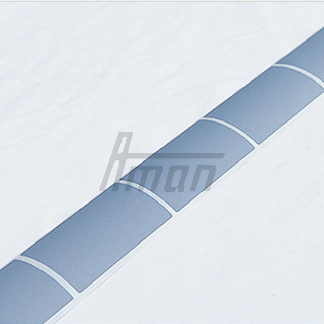 สีเทาเข้ม