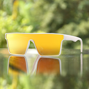 Lunettes de sport polarisées à verres miroir, monture intégrale, protection UV, multifonctionnelles 2024 - Product Image 2