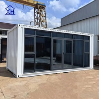 Villa modulaire en conteneur XH de 40 pieds, 5 chambres, deux étages, structure en acier, maison préfabriquée, design moderne, certifiée CE pour l'utilisation en hôtel et en villa
