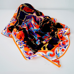 Écharpe carrée en satin de soie imprimée en gros, différents designs personnalisés pour femmes, 58 cm, hijab arabe, bandana - Product Image 2