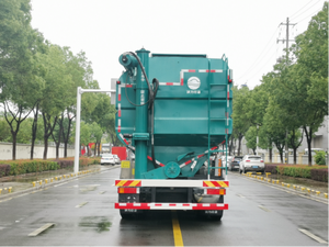 Camión de entrega de alimento a granel para granja avícola, camión de transporte de alimento a granel de 35600L, tipos de vehículos de transporte - Product Image 3
