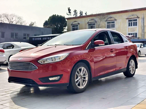 <span class=keywords><strong>Ford</strong></span> <span class=keywords><strong>Focus</strong></span> Classic <span class=keywords><strong>Sedan</strong></span> 1.6L Automatic Comfort del <span class=keywords><strong>2018</strong></span>, Usato, Guida Stabile e Basso Consumo di Carburante per Acquirenti Asiatici e Africani - Product Image 3