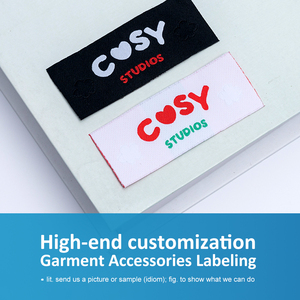 Nhãn quần áo dệ<span class=keywords><strong>t</strong></span> polyester <span class=keywords><strong>t</strong></span>ùy chỉnh, thiế<span class=keywords><strong>t</strong></span> kế damask, cắ<span class=keywords><strong>t</strong></span> thẳng, <span class=keywords><strong>t</strong></span>ự dính, giặ<span class=keywords><strong>t</strong></span> được dành cho áo thun trẻ em - Product Image 2