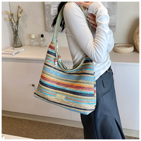 2024 mode à la mode pailles rotin tissé plage pochette sac à main femmes fronde bandoulière grande épaule Shopping Hobo sac