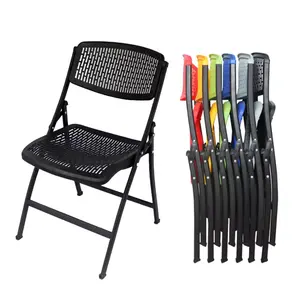Siyah katlanır sandalyeler toptan plastik restoran sandalyeleri yemek sandalye bacakları metal