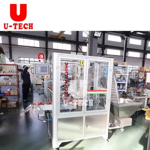 U Tech tamamen otomatik şişe kapağı plastik folyo köpük kap ekleme tutkal akıtma makinesi kap wadding makinesi